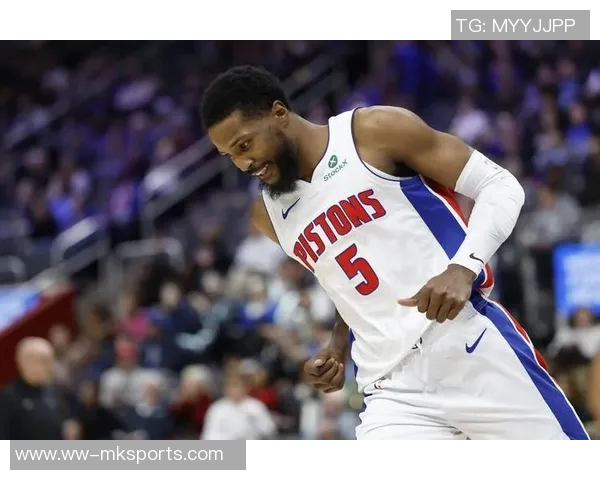 约基奇赛季第十次三双掘金发布精彩数据海报展现超凡实力